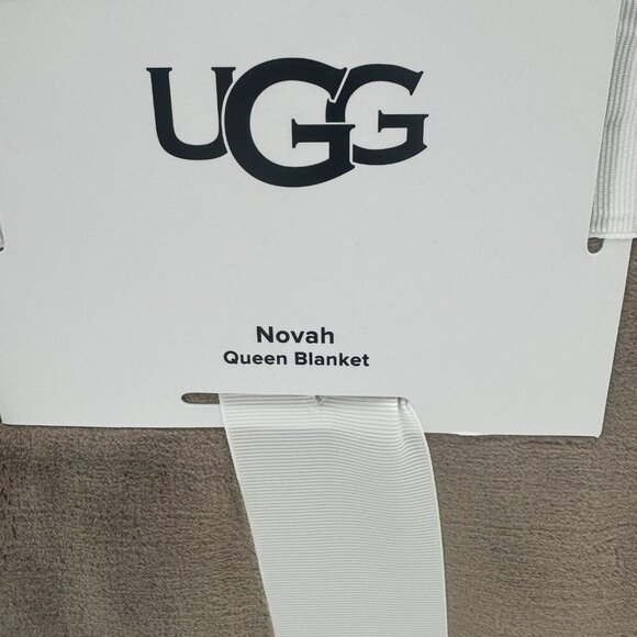 NWT UGG Novah Queen Blanket - Color Light Fawn - 92" x 96" - Picture 4 of 6